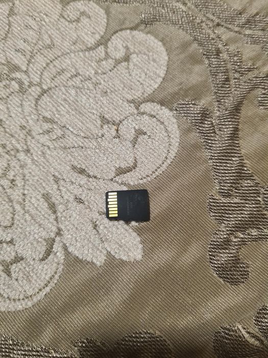 Micro SD 32 GB .