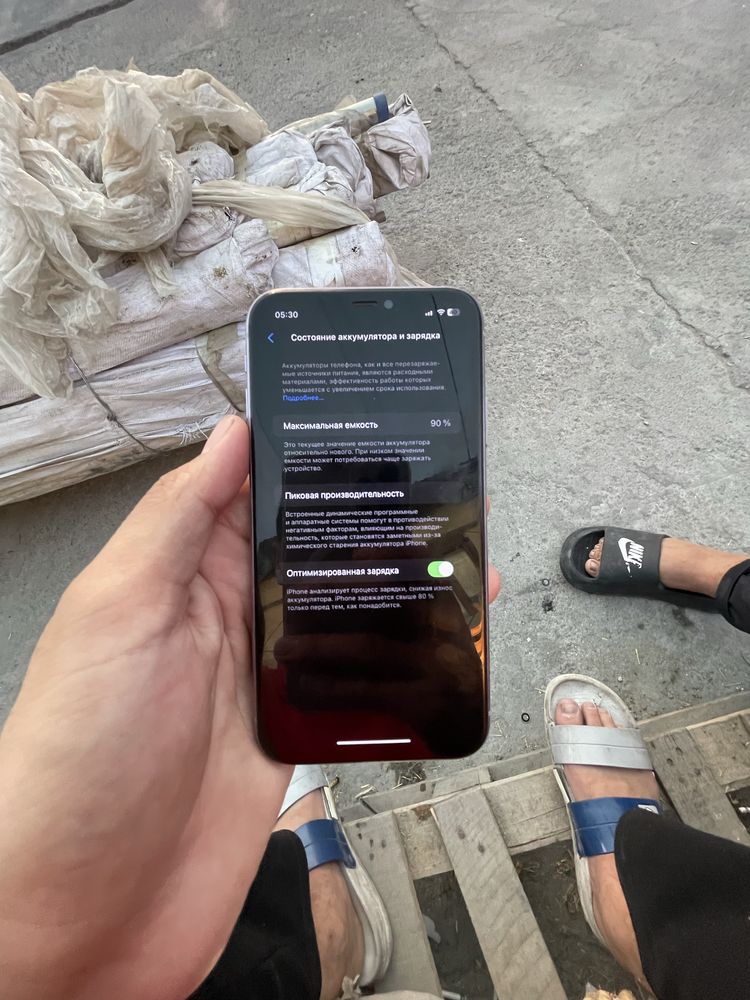 IPhone 11 64 gb 90 % yomkst