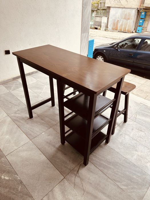 Бар маса с два стола – масивен дървен комплект