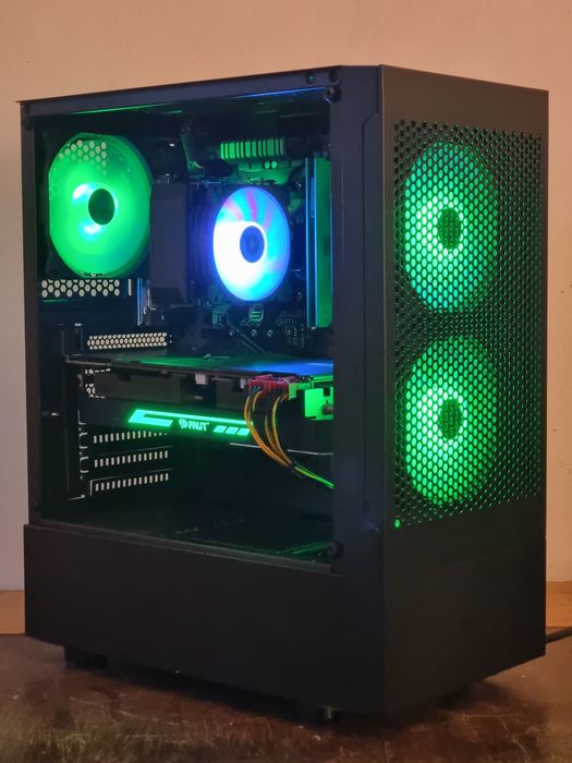 Fortnite Геймърски Компютър/R7 4750G/16GB RAM/SSD-512GB/GTX 1080 8GB