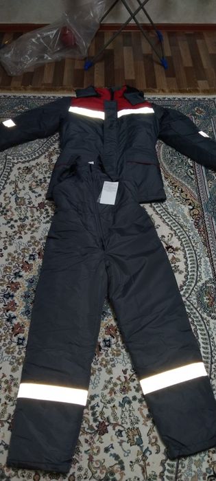 Продам спецовку зима новая