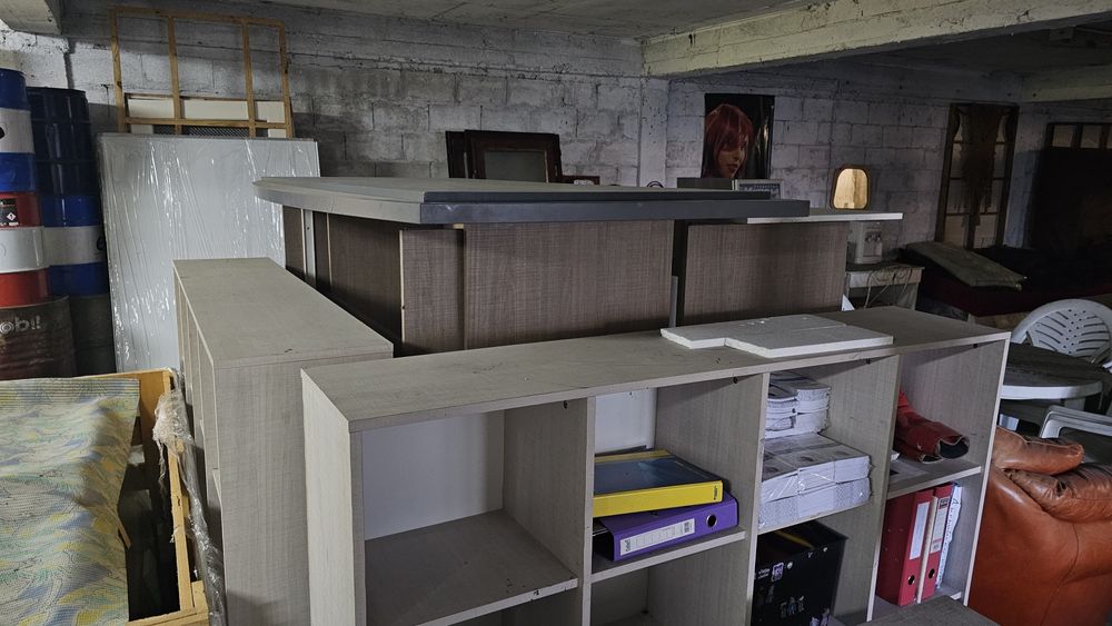 Модерно геймърско/офис бюро бройки– стабилно, стилно, перфектно за сет