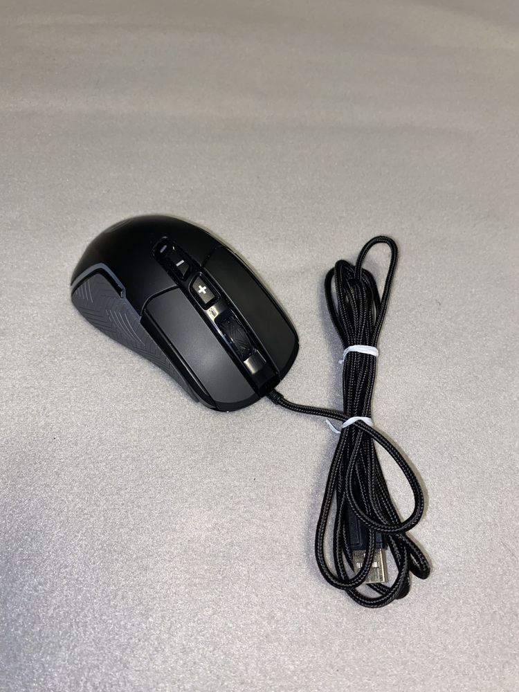 Vând mouse Marvo G957