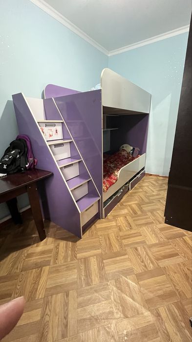 Продам двухъярусный кровать