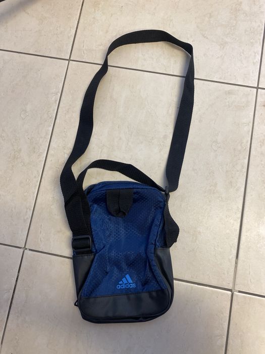 Чантички найк и адидас