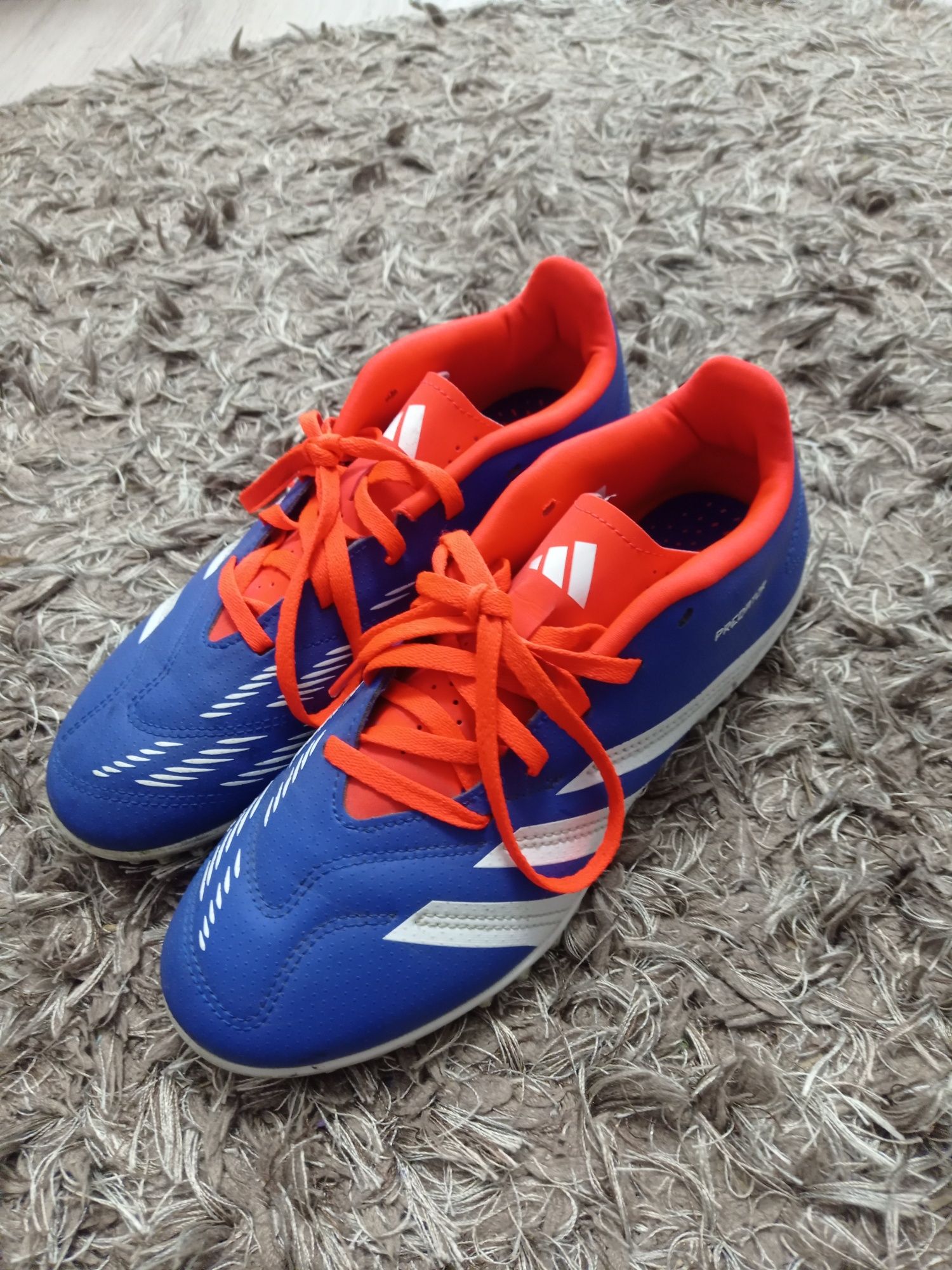 Adidas Predaror pentru sintetic