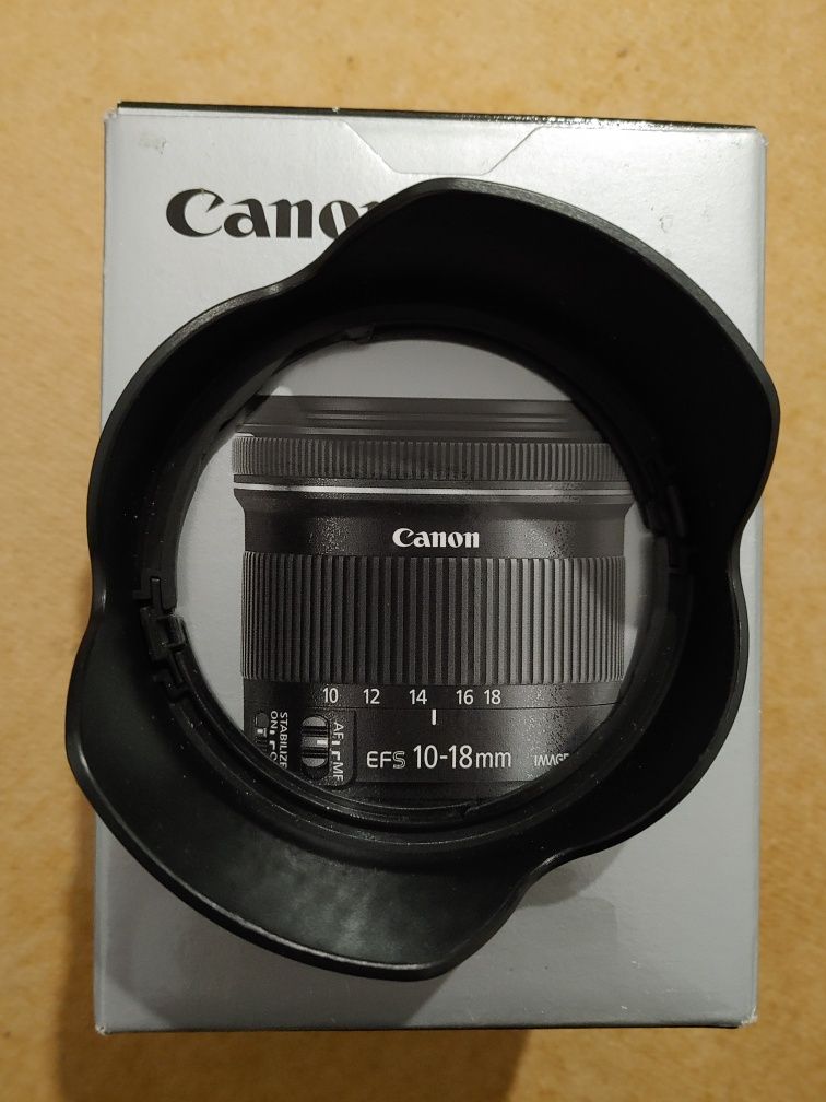 Обектив Canon  Канон lens  Ef-s 10-18 mm 1:4.5-5.6 Is STM