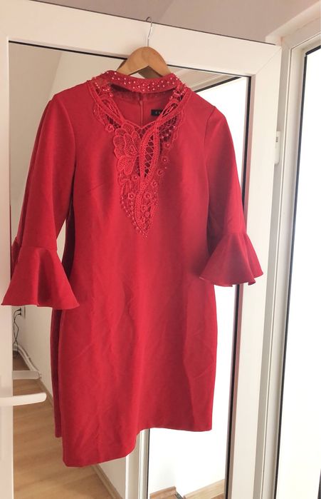 Vând Rochie elegantă de zi/seara