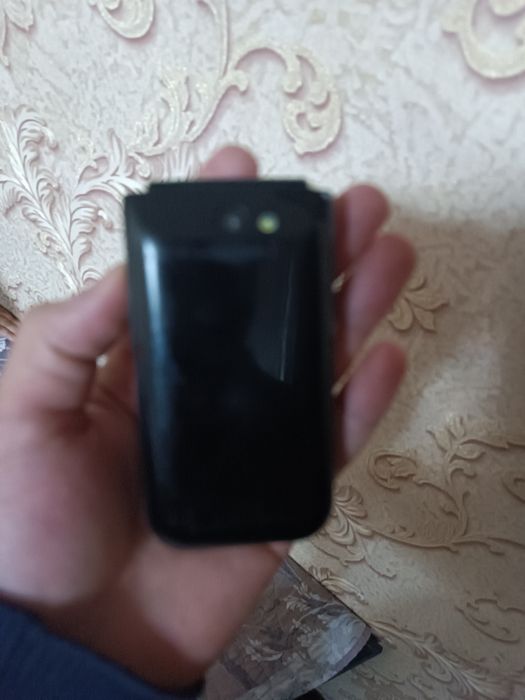 Телефон сотилади