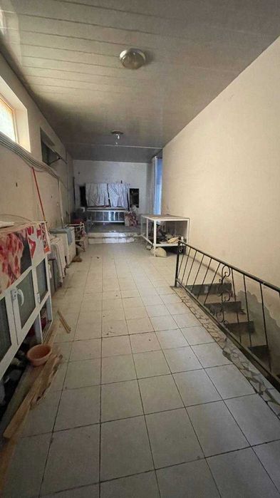 G'ijduvon xo'jayi jahon yonida 3 qavatli bino sotiladi.