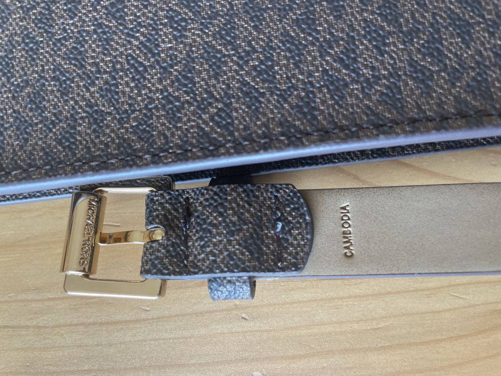 Колан портмоне на Michael Kors