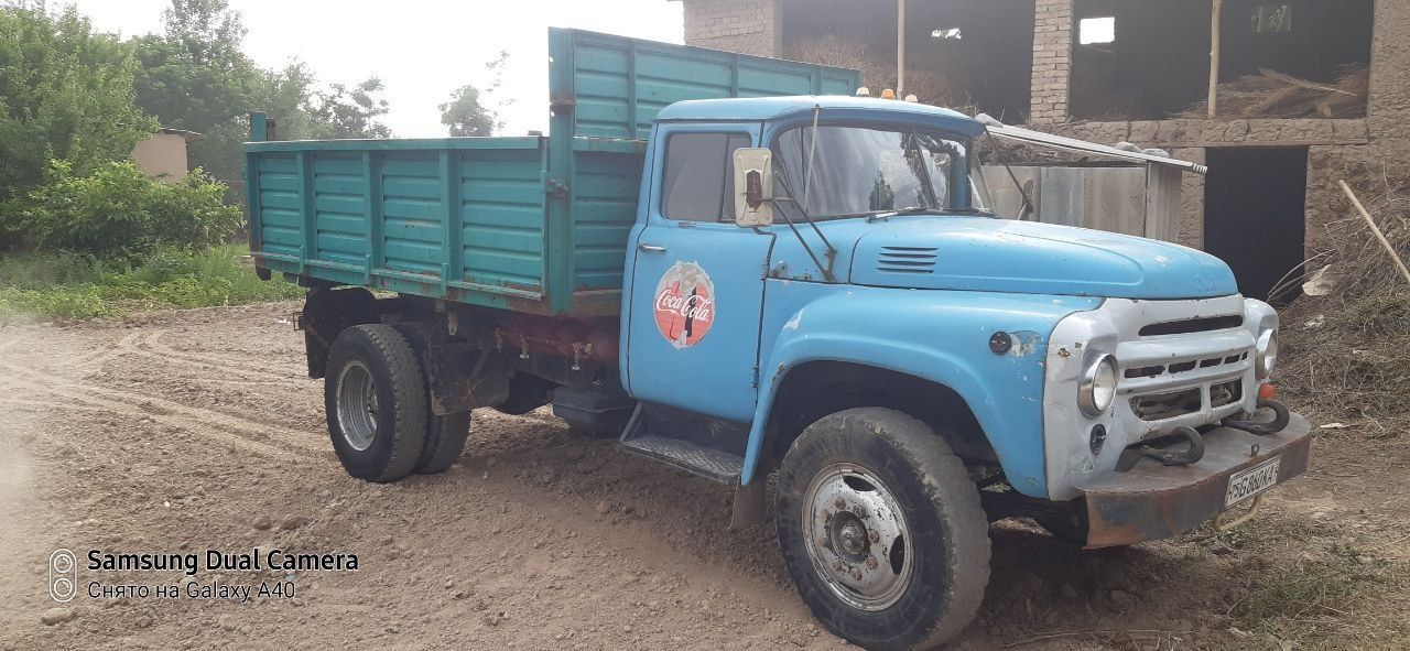 Zil 130 ural mator
