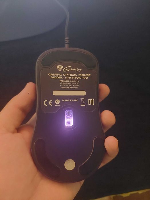 PC gaming cu periferice