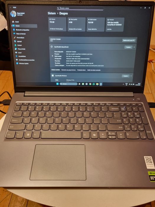 Laptop gamimg Lenovo LOQ 15IAX9E I5-12450HX 16GB DDR5 RTX2050 512 SSD