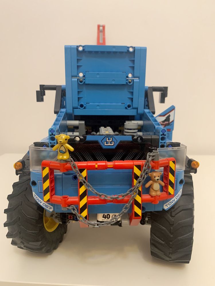 Lego 42070 Camion de remorcare 6x6