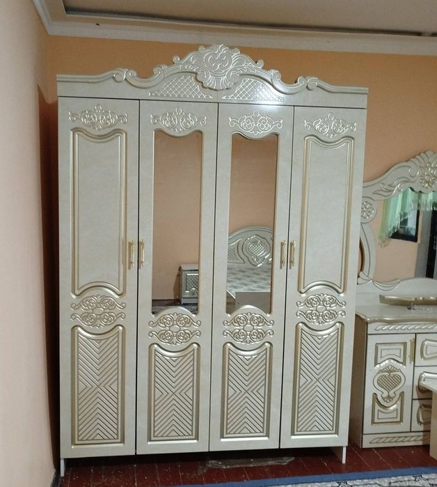 Shkaflar   brinchi qóldan oling шкафлар