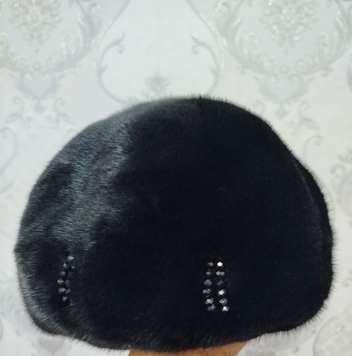 Новый женский норка шапка (фабричный) сатылады.