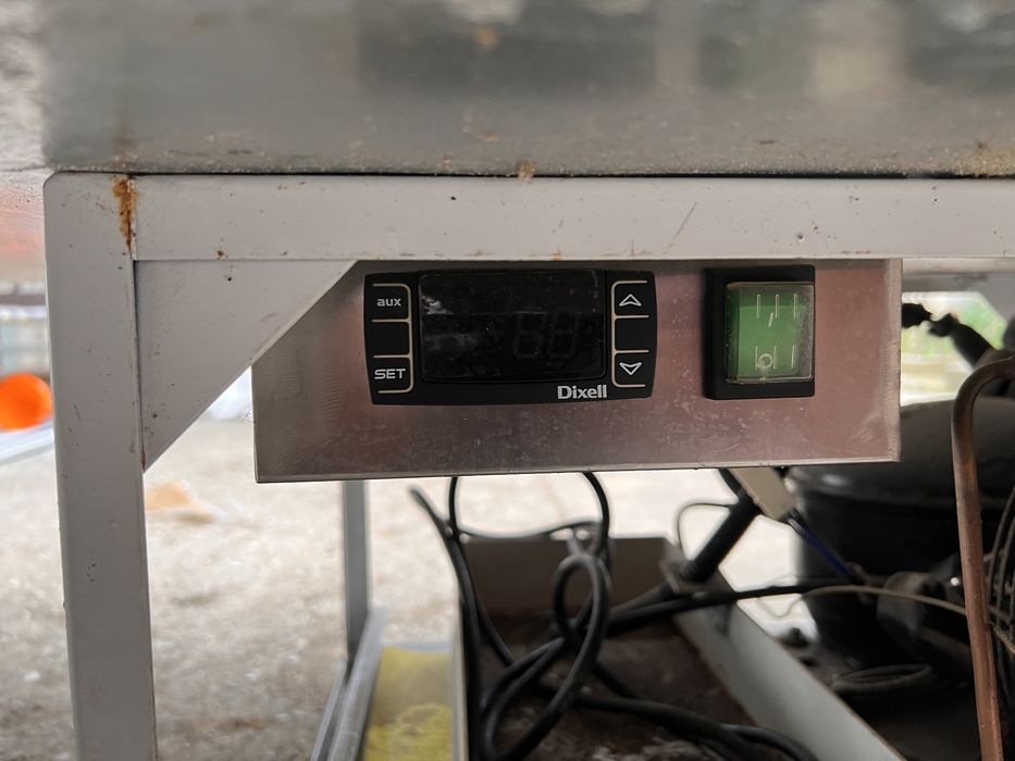 Vitrina rece fastfood