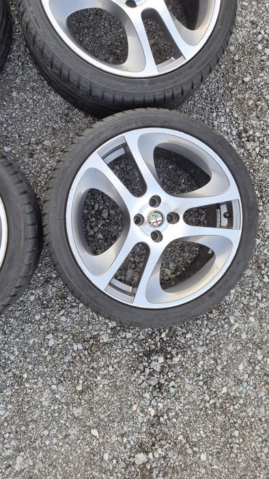 Оригинални джанти Алфа 4/98 Alfa Romeo MiTo 4x98

Употребявани, Шумен