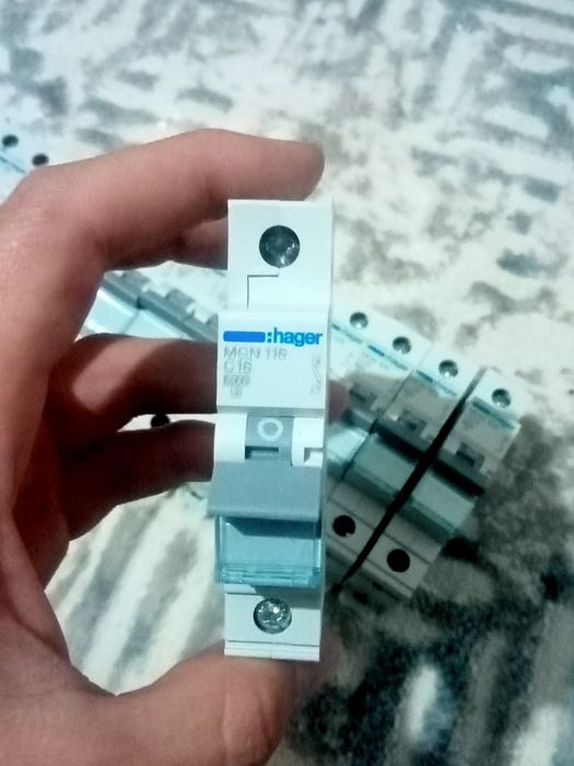 Donasi 50ming somdan
7-oy ishlagan xamma joyi butun