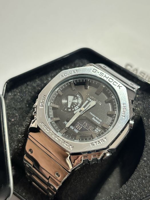 Casio G-SHOCK GM-2100