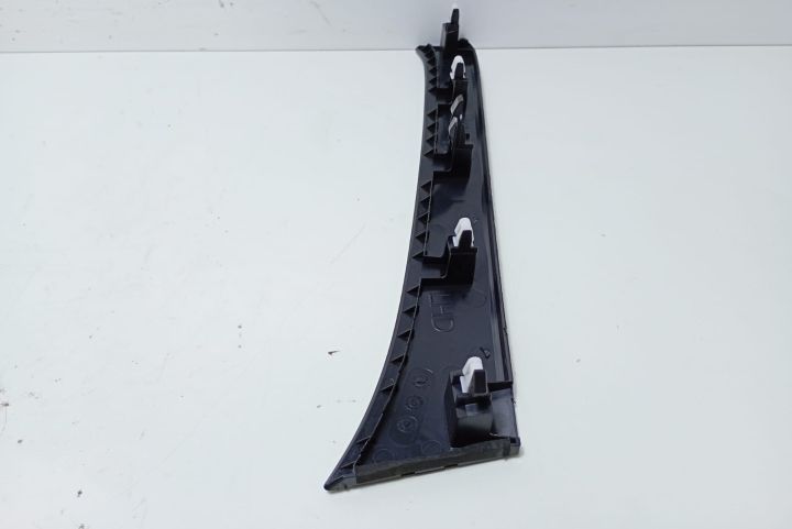 Trim ornament torpedou bord 68411HV00A Nissan Qashqai a 2-a generatie