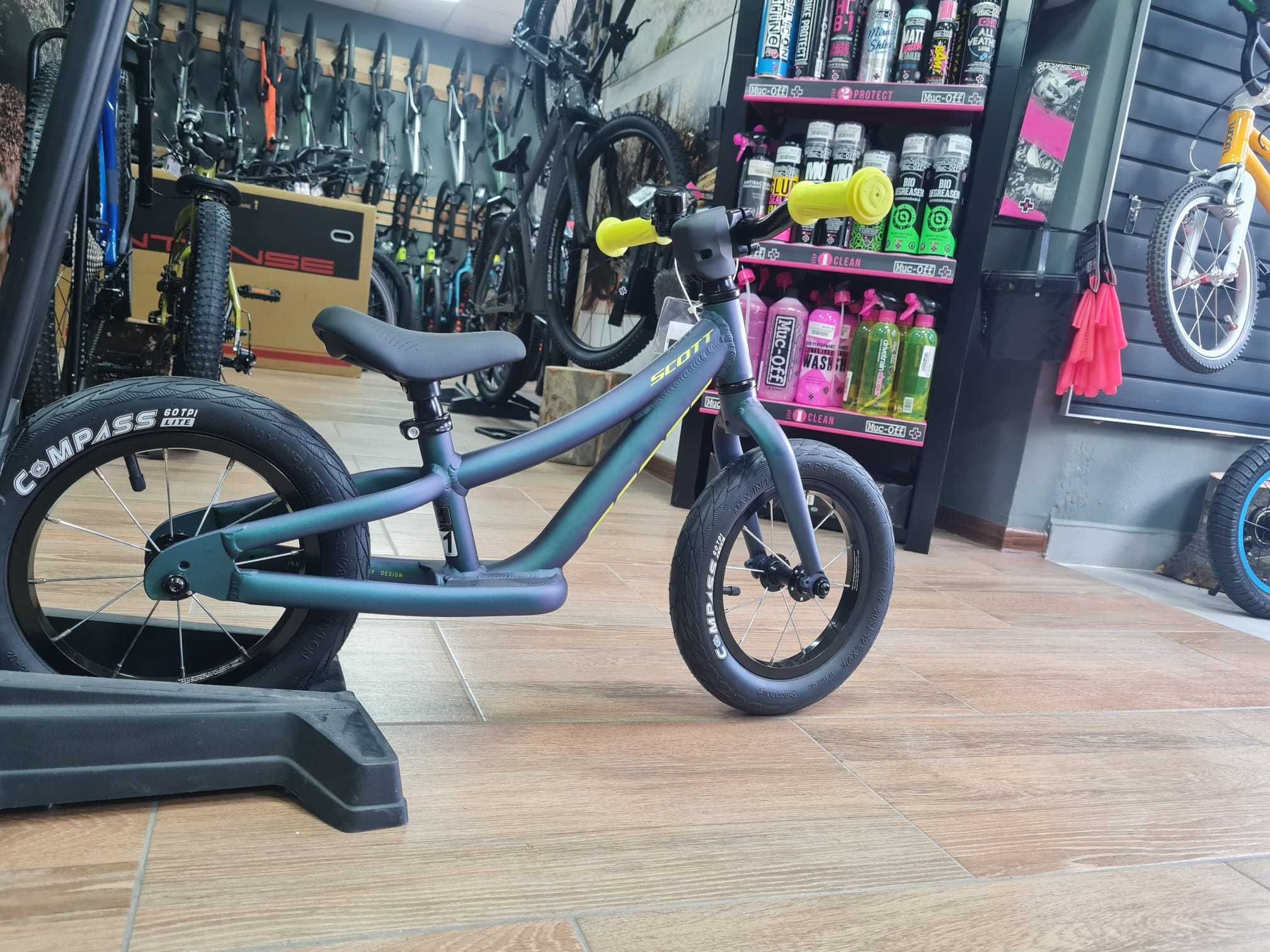 Bicicleta Scott Scale RC Walker PRISM in stoc la Est Bike Funky Sports