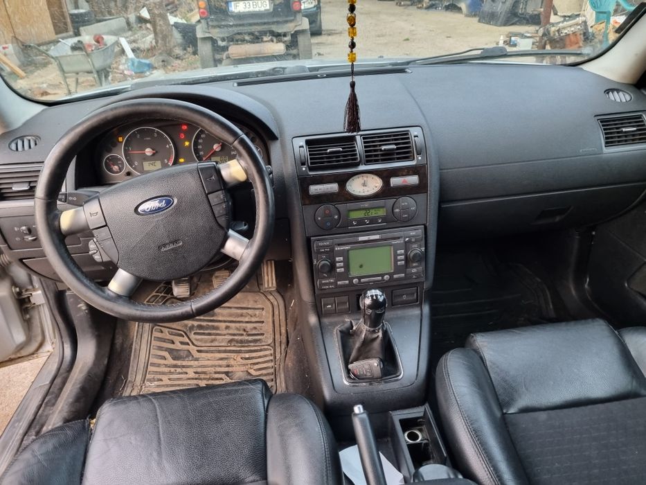 Piese Auto din Dezmembrari Ford Mondeo mk3 2.0 tdci
