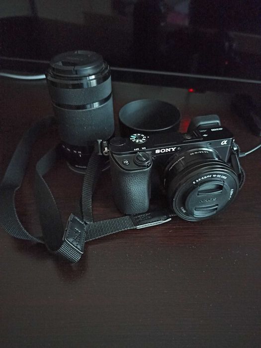 Sony a6100 + аксесоари