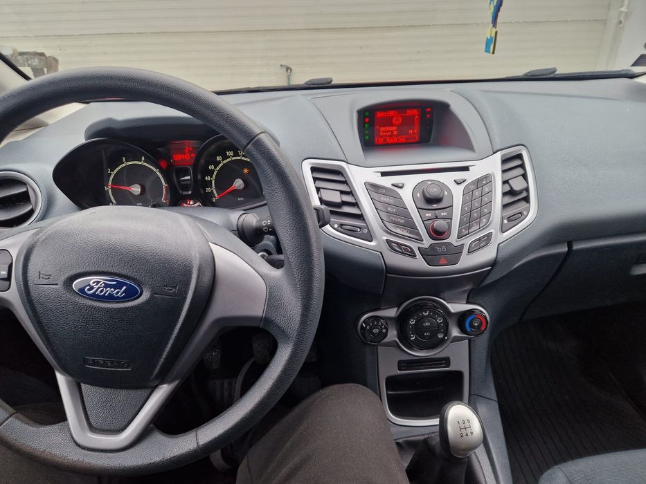 Vand FORD FIESTA din 2010