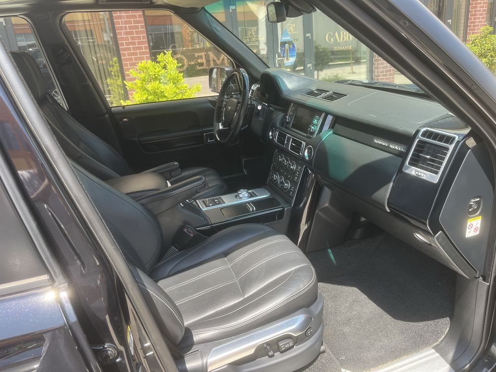 Range Rover Vogue Autobiography BLACK