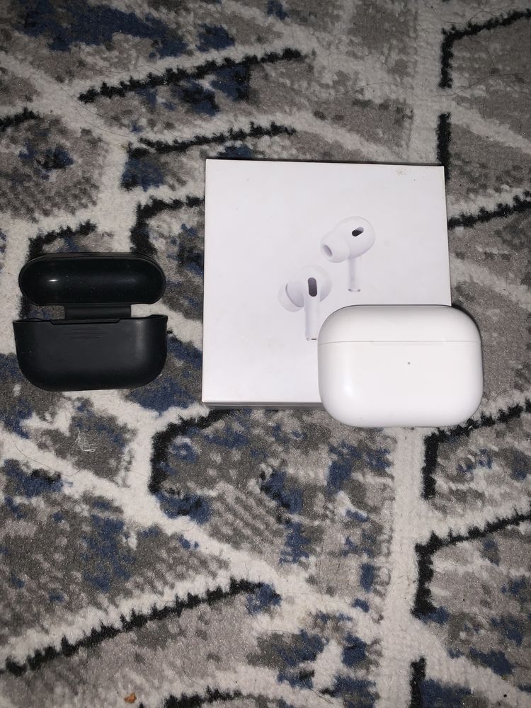 Airpods pro2 type c sotiladi original