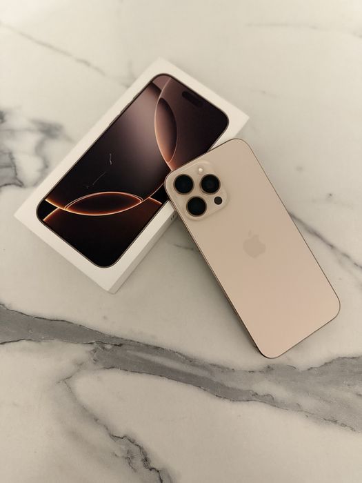 Продам iPhohe 16 Pro Max 256 gb в идеальнейшем состоянии.