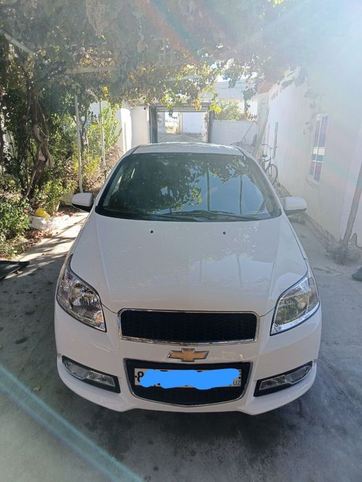 Yengi Neksiya3 sotiladi