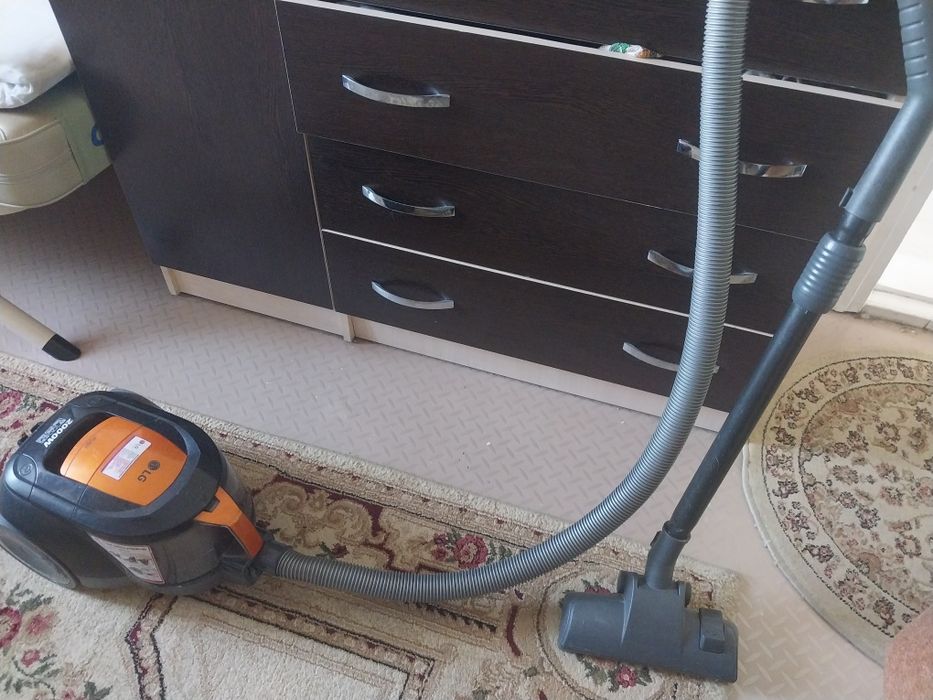 Пылесосы *LG* в хорошем состояний