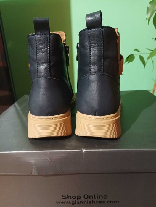 Нови боти естествена кожа с лека платформа