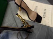 Сандали Bottega Veneta knot
