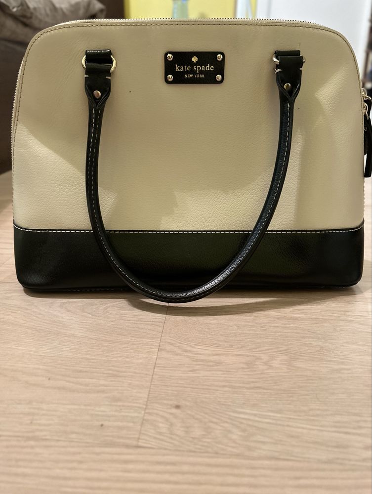 Ориганална чанта “ kate spade new York”