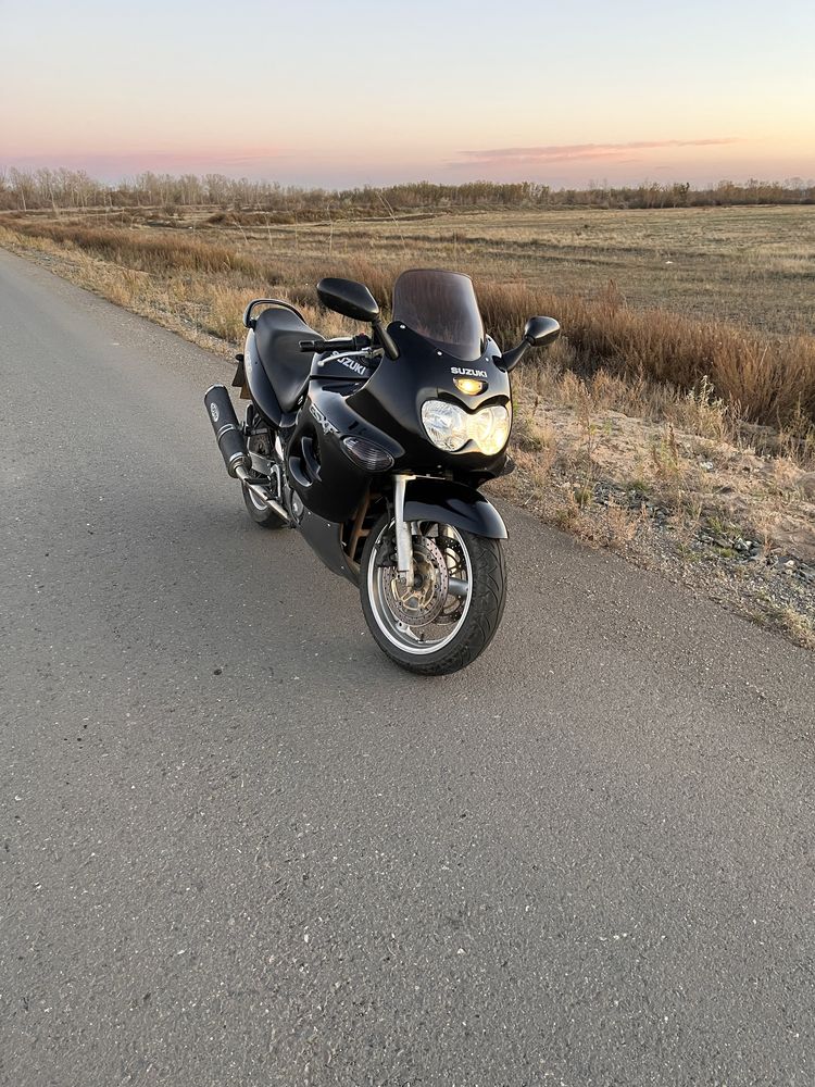 Продам мотоцикл Сузуки Suzuki Katana