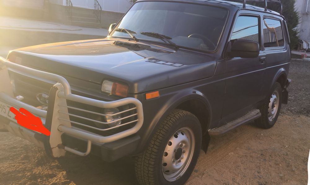 Нива 21214 в Нукус