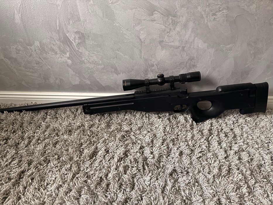 vand arma airsoft cu luneta Nikon ProStaff