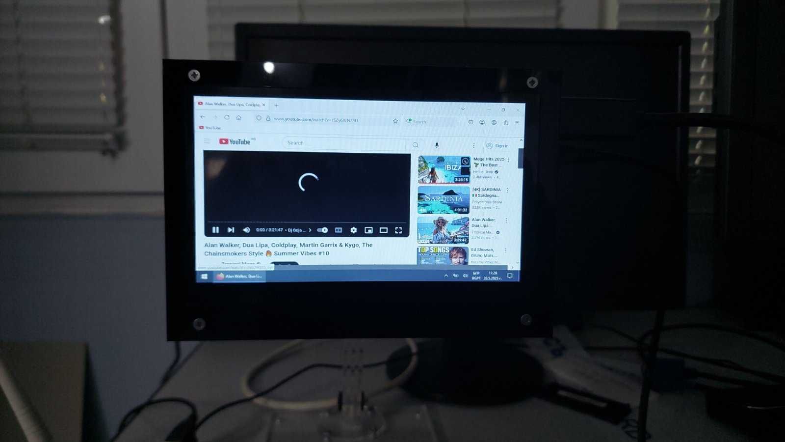 Монитор 7 инчов  1024x600, HDMI,Touch Screen