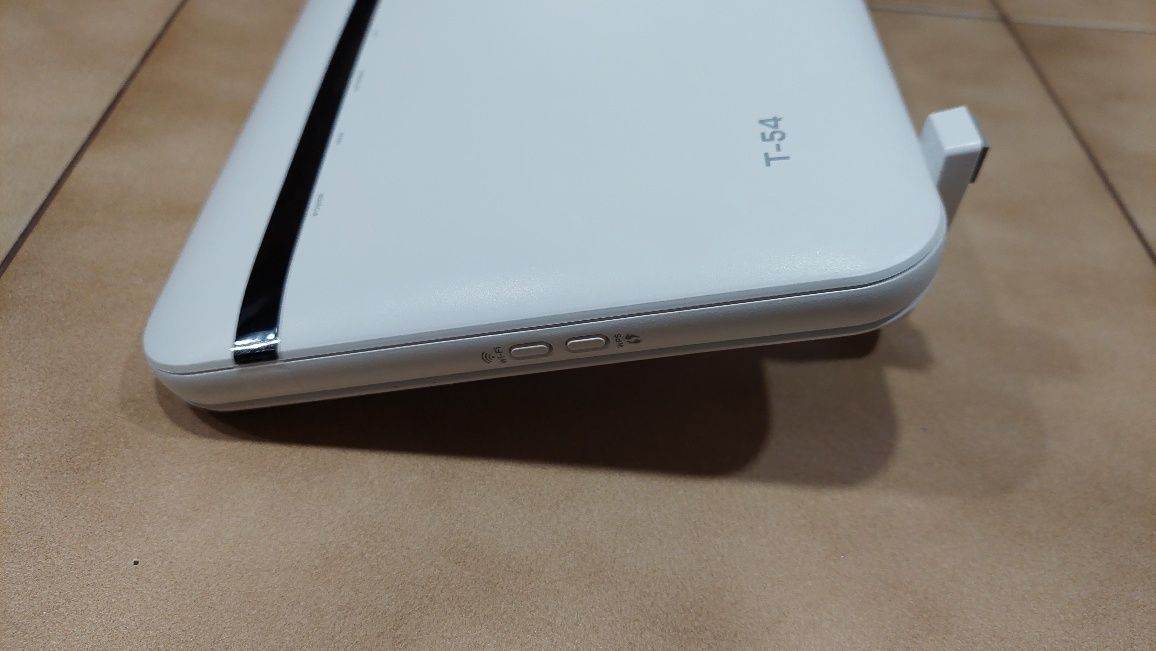 ZYXEL T-54 WIFI 6 Нов..