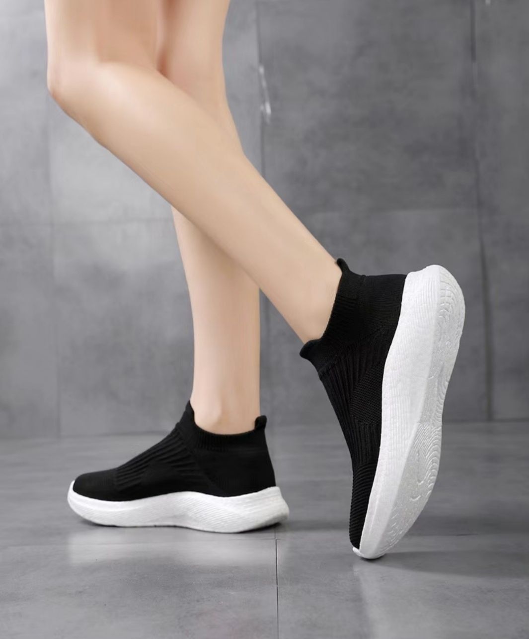 Sketchers ayollar va qizlar uchun