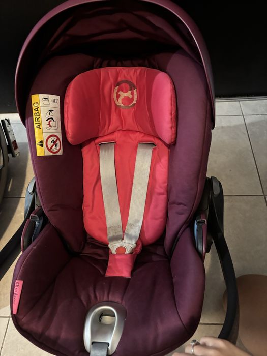 Scoica Cybex Cloud Q + baza isofix + adaptori Cybex Melio