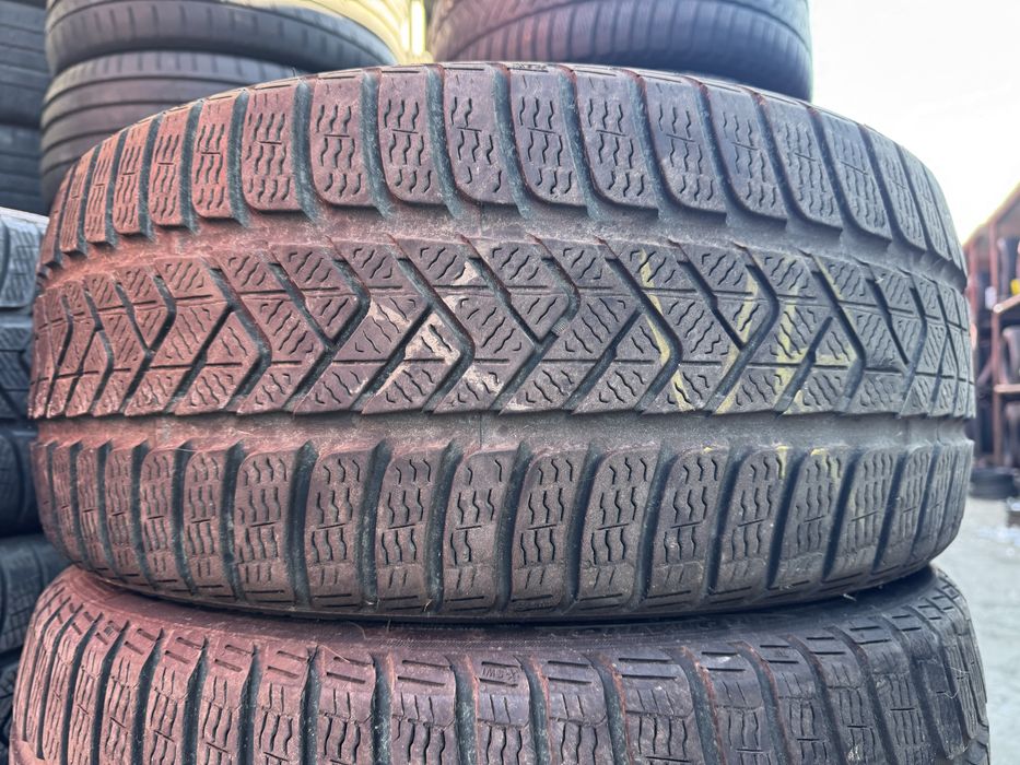 Anvelope 235/35/19 Pirelli