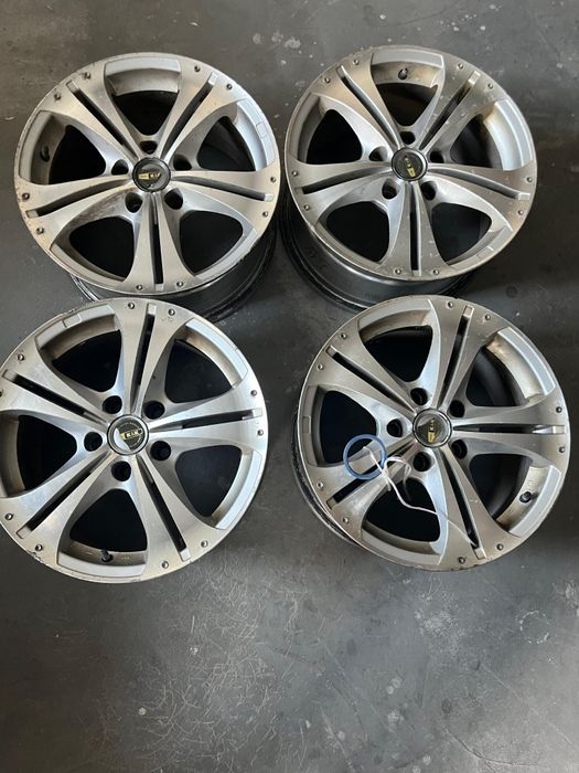 Продам диски компл