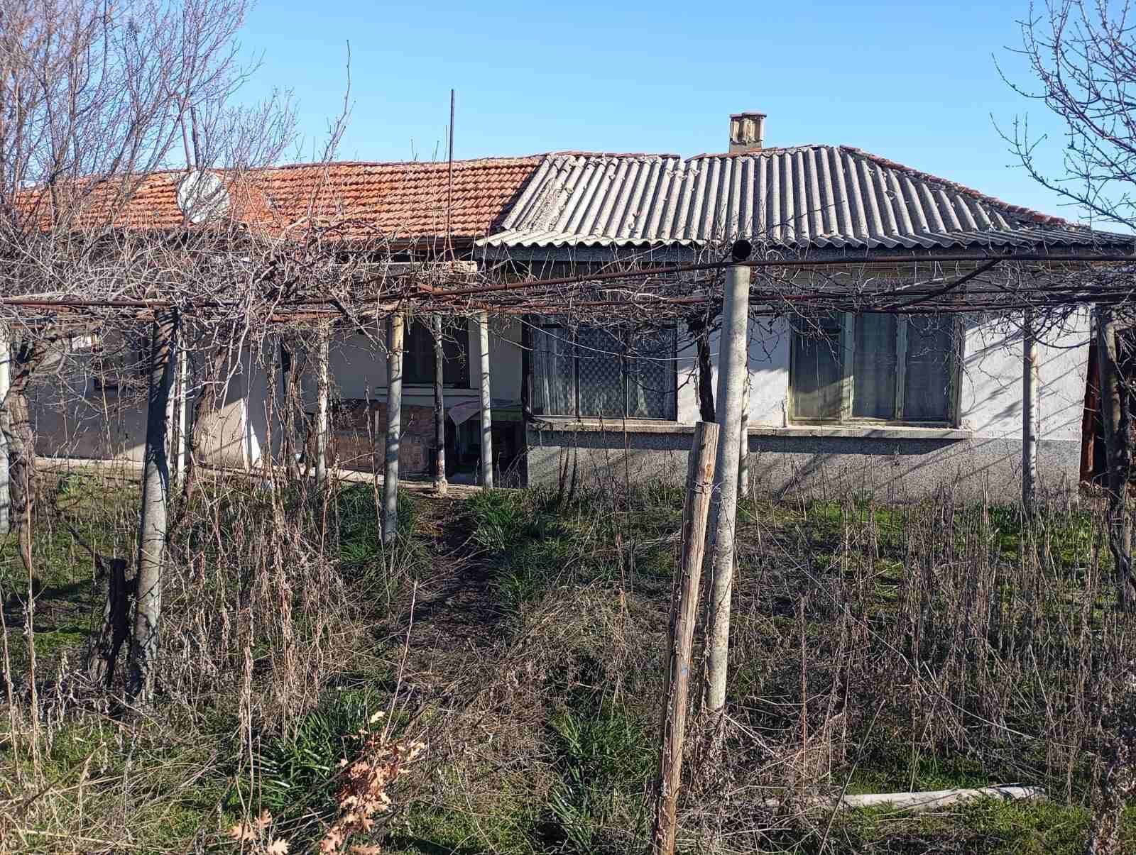 Къща в село Брягово общ. Първомай
