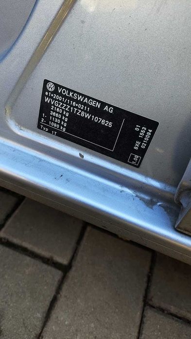 Vw touran 1.9 diesel bxe in stare foarte buna