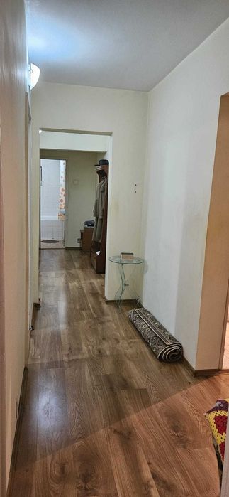 Apartament 3 camere decomandat, 64 mp utili, etaj 3, Târgu Frumos
